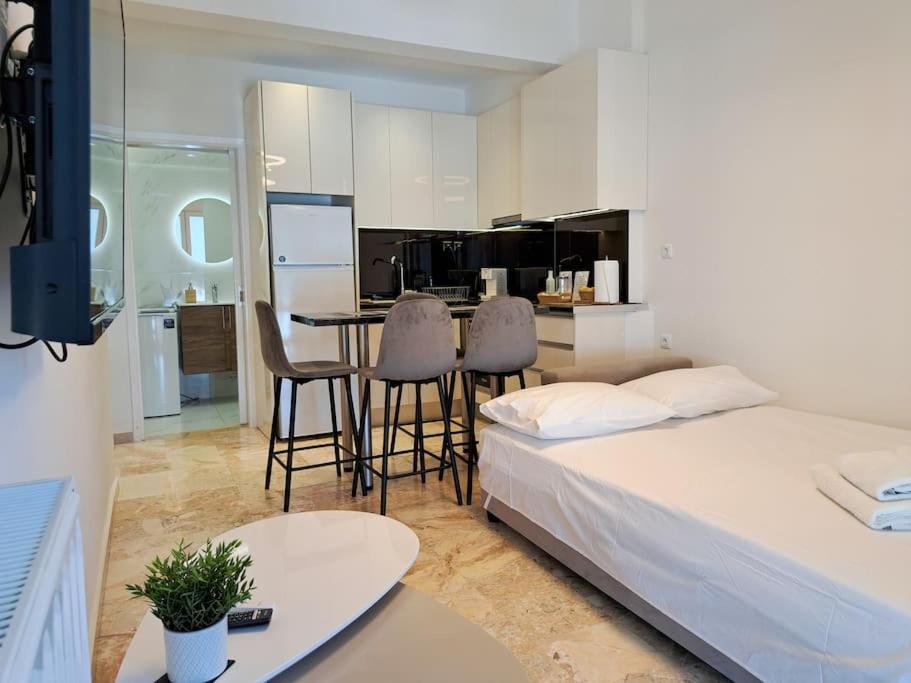 Luxury Suite Patras Exterior photo